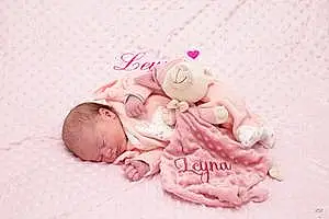 Prénom bébé Leyna