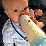 Enfant, Visage, Baby, Baby Products, Baby Bottle, Infant Formula, Bottle, Nez, Peau, Joue, Bambin, Forehead, Oreille, Drinking, Drink, Drinkware, Plastic Bottle, Baby Food