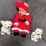 Blanc, Jouets, Baby & Toddler Clothing, Rose, Happy, Comfort, Sleeve, Stuffed Toy, Bambin, Teddy Bear, Pattern, Peluches, Baby Toys, Carmine, Enfant, Baby, Room, Fun, T-shirt, Personne, Headwear