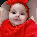 Nez, Joue, Peau, Head, Lip, Chin, Sourire, Eyebrow, Yeux, Human Body, Textile, Sleeve, Baby & Toddler Clothing, Iris, Baby, Rose, Happy, Costume Hat, Headgear, Red, Personne, Headwear