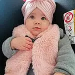 Visage, Yeux, Cap, Sourire, Comfort, Sleeve, Rose, Fur Clothing, Baby & Toddler Clothing, Baby, Bambin, Knit Cap, Linens, Baby Sleeping, Poil, Woolen, Wool, Fashion Accessory, Beanie, Enfant, Personne, Headwear
