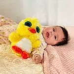 Enfant, Baby, Peau, Yellow, Bambin, Jouets, Stuffed Toy, Room, Textile, Peluches