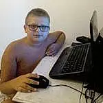 Laptop, Technology, Computer Keyboard, Electronic Device, Netbook, Space Bar, Lunettes, Personne