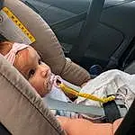 Baby In Car Seat, Enfant, Baby, Car Seat, Seat Belt, Baby Carriage, Baby Products, Auto Part, Car Seat Cover, Car, Family Car, Naissance, Vehicle, Driving, Bambin, Personne