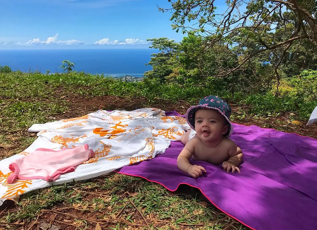 People In Nature, Summer, Enfant, Baby & Toddler Clothing, Vacation, Bambin, Baby, Tropics, Pic-Nic, Tummy Time, Barechested, Personne, Headwear