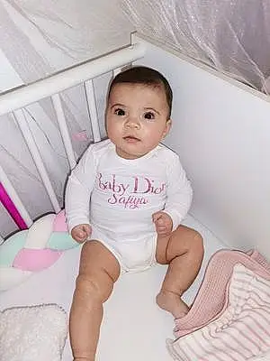 Prénom bébé Safiya