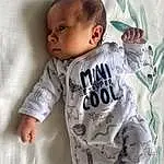Visage, Head, Baby & Toddler Clothing, Textile, Sleeve, Comfort, Baby, Bambin, T-shirt, Happy, Linens, Pattern, Baby Sleeping, Enfant, Bedding, Sportswear, Baby Products, Font, Infant Bodysuit, Personne