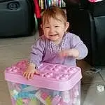 Visage, Sourire, Baby & Toddler Clothing, Rose, Baby, Happy, Bambin, Baby Playing With Toys, Enfant, Beauty, Packing Materials, Magenta, Box, Wheel, Comfort, Fun, Room, Baby Products, Assis, Personne, Joy